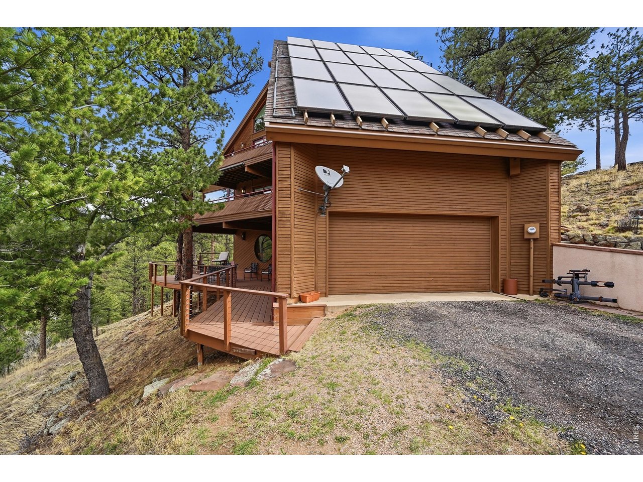 3367 Sunshine Canyon Dr
