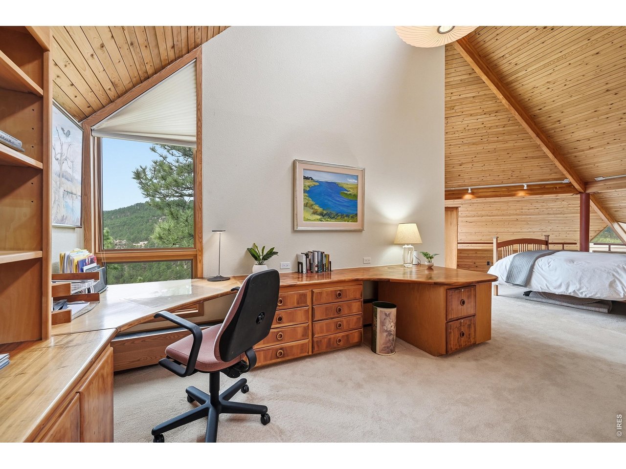 3367 Sunshine Canyon Dr