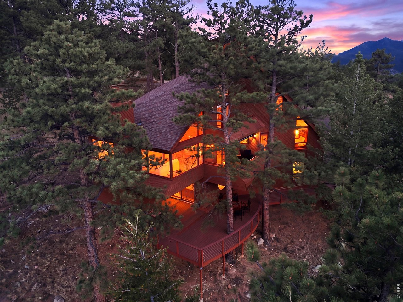 3367 Sunshine Canyon Dr