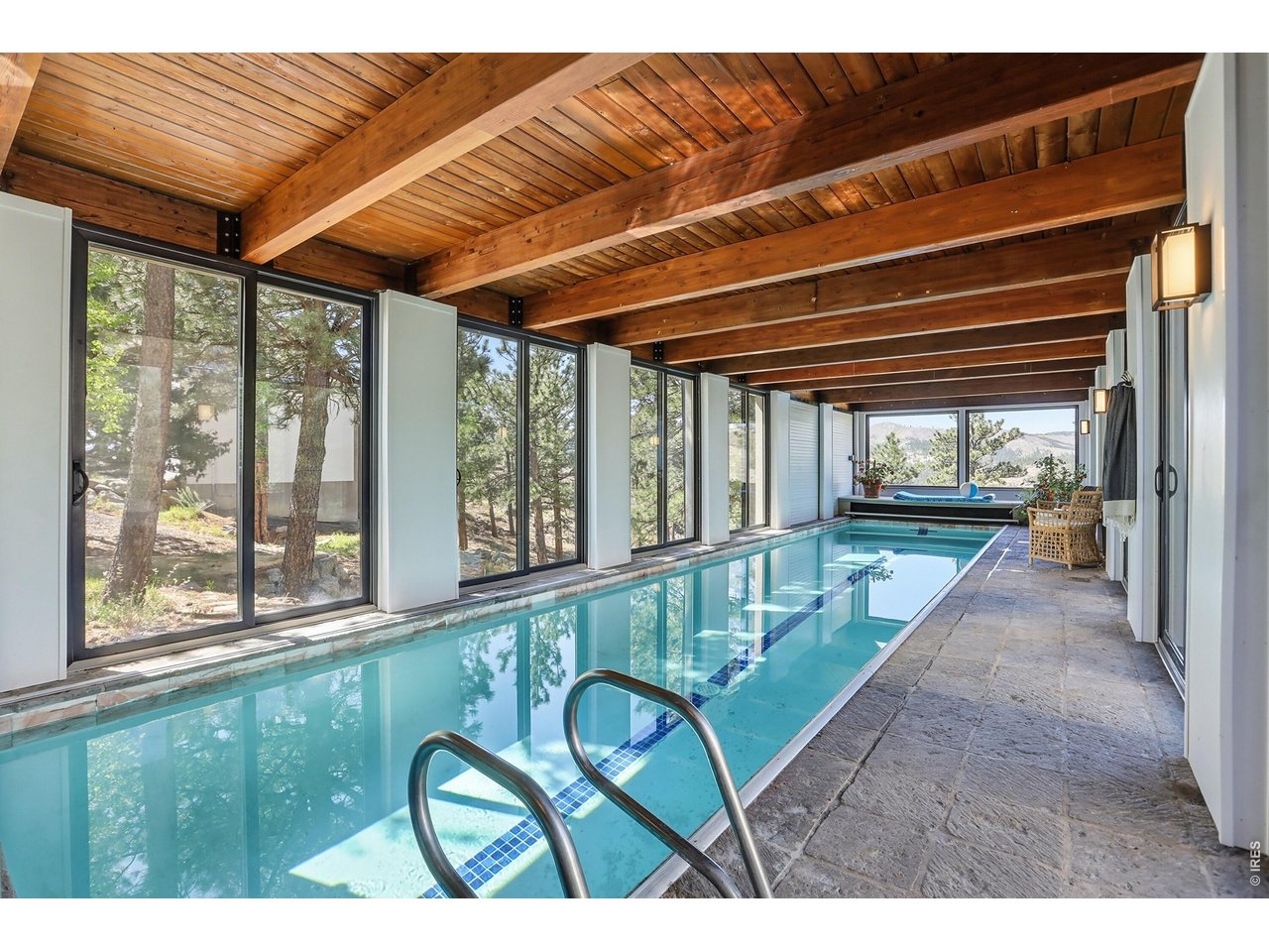 5411 Sunshine Canyon Dr