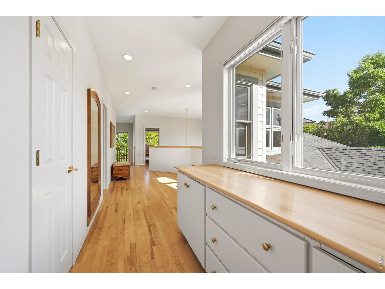 547 Sawtooth Pt