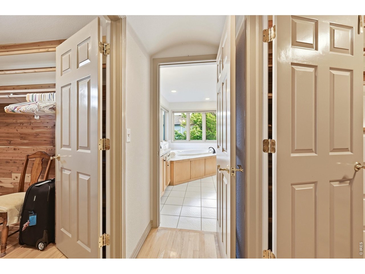 547 Sawtooth Pt