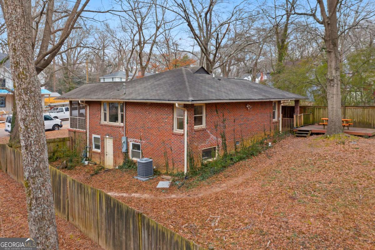 491 Monument Avenue SE