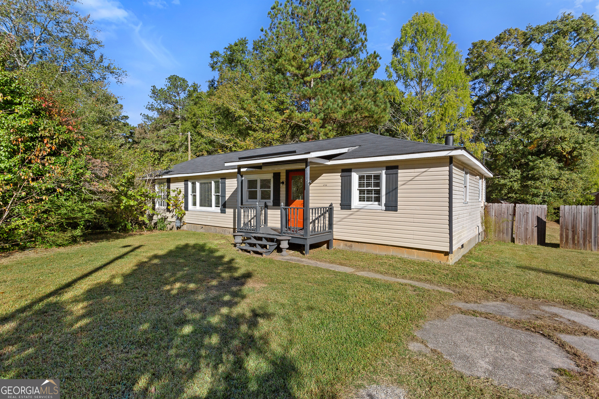 2730 Hembree Road SW