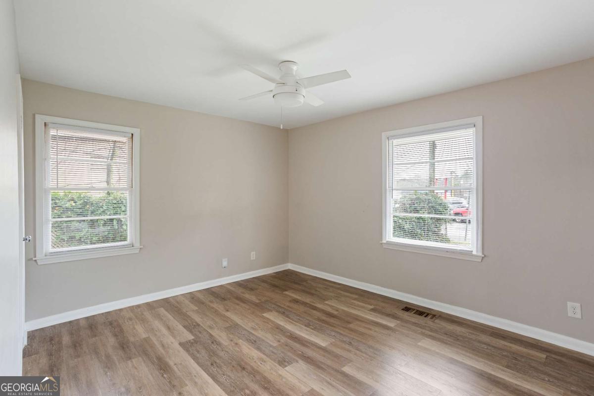 1077 Curtis Drive