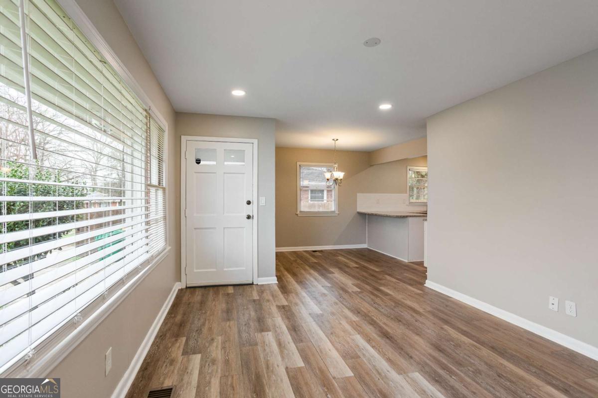 1077 Curtis Drive