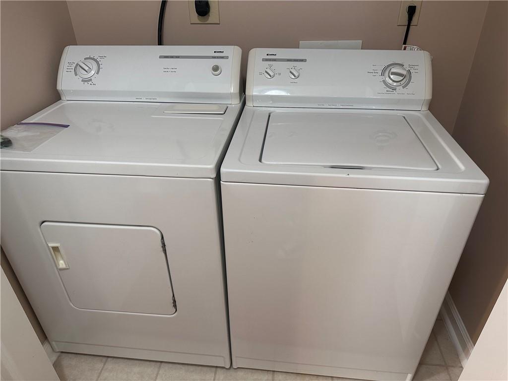 3040 Peachtree Road NW Unit 813