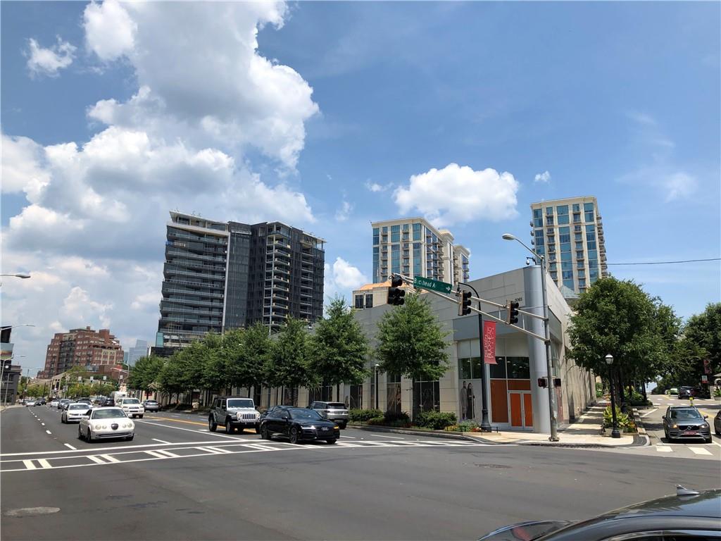 3040 Peachtree Road NW Unit 813