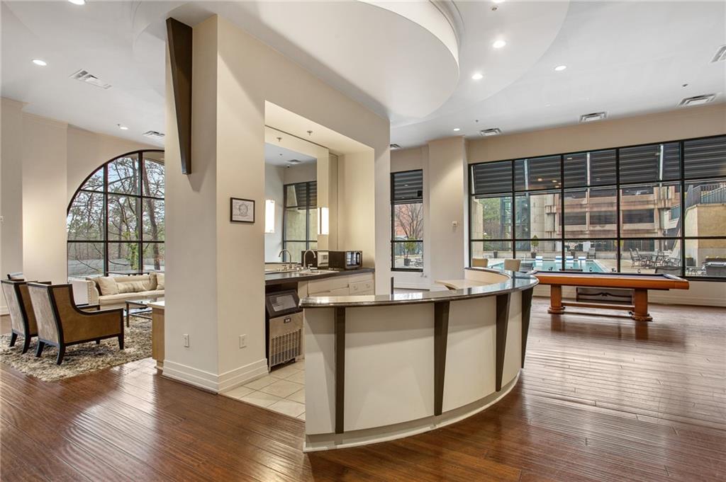 3040 Peachtree Road NW Unit 813