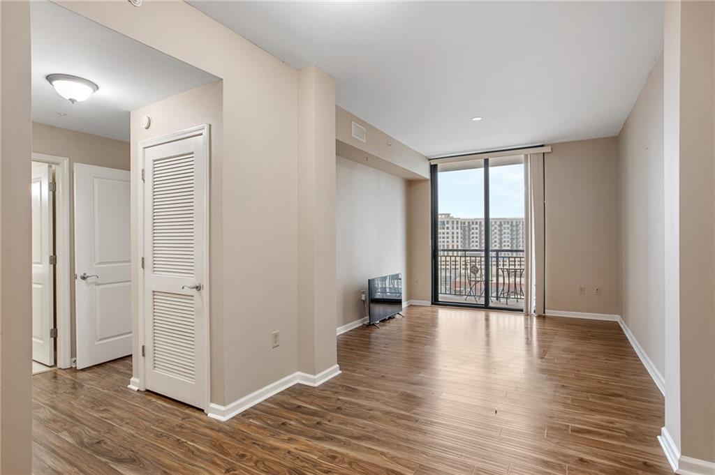 3040 Peachtree Road NW Unit 813