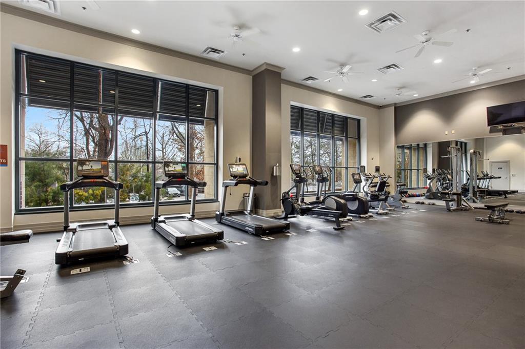 3040 Peachtree Road NW Unit 813
