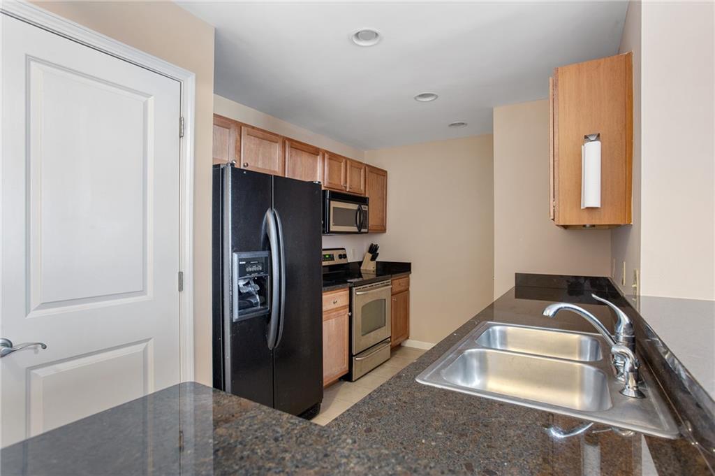 3040 Peachtree Road NW Unit 813