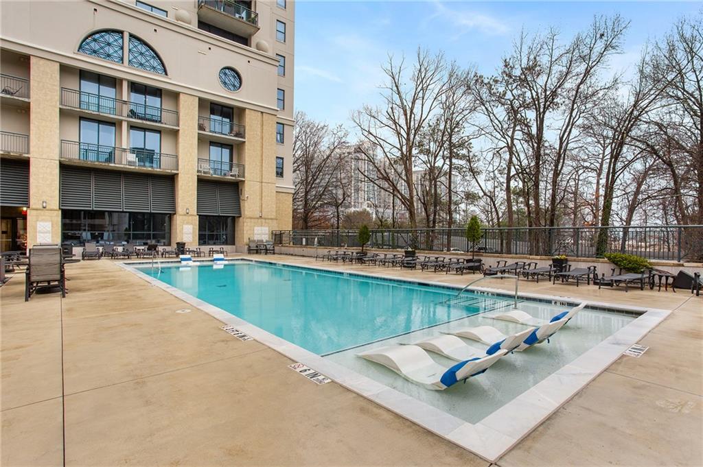 3040 Peachtree Road NW Unit 813