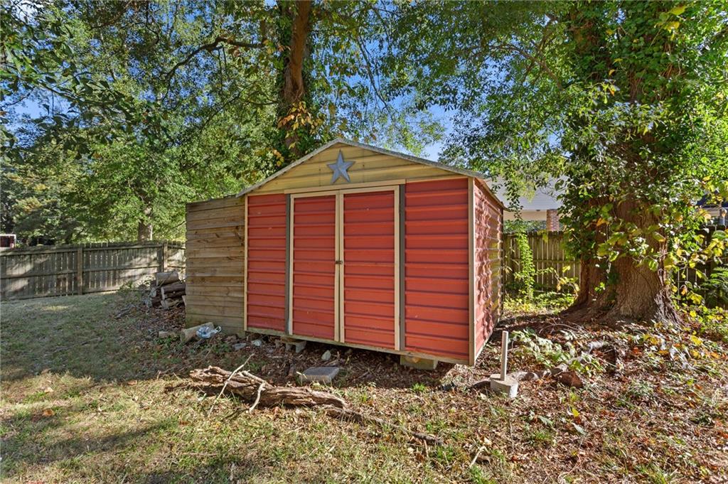 2730 Hembree Road SW