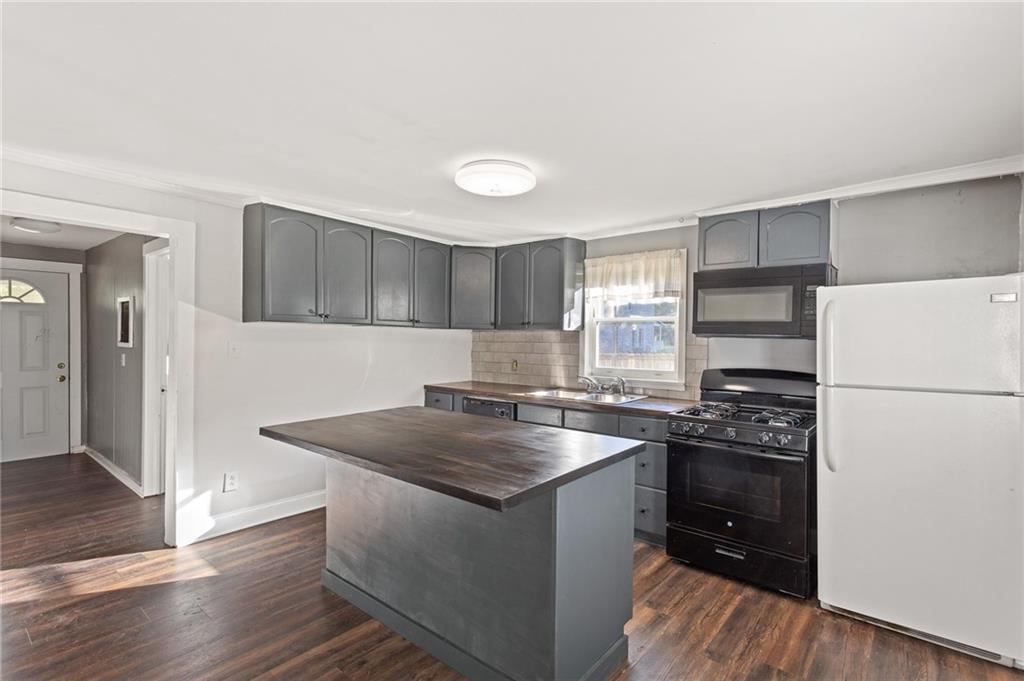 2730 Hembree Road SW