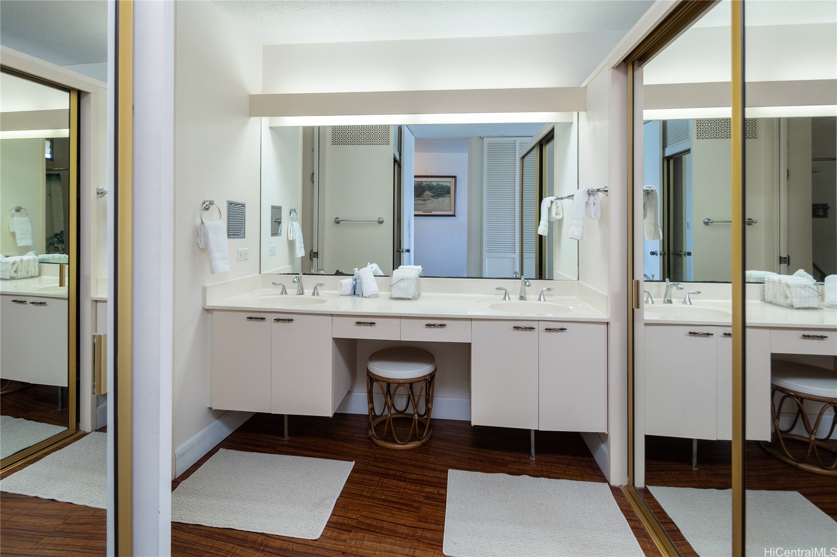 2877 Kalakaua Avenue 805