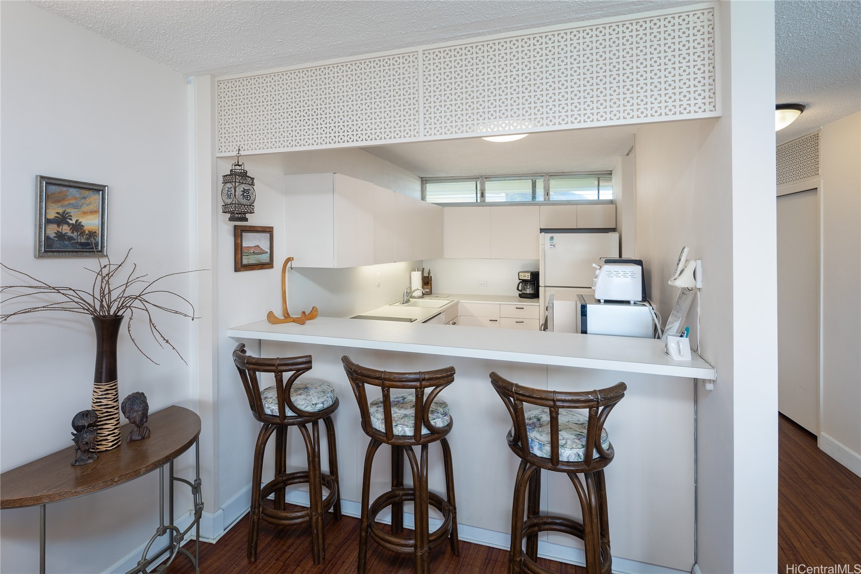 2877 Kalakaua Avenue 805