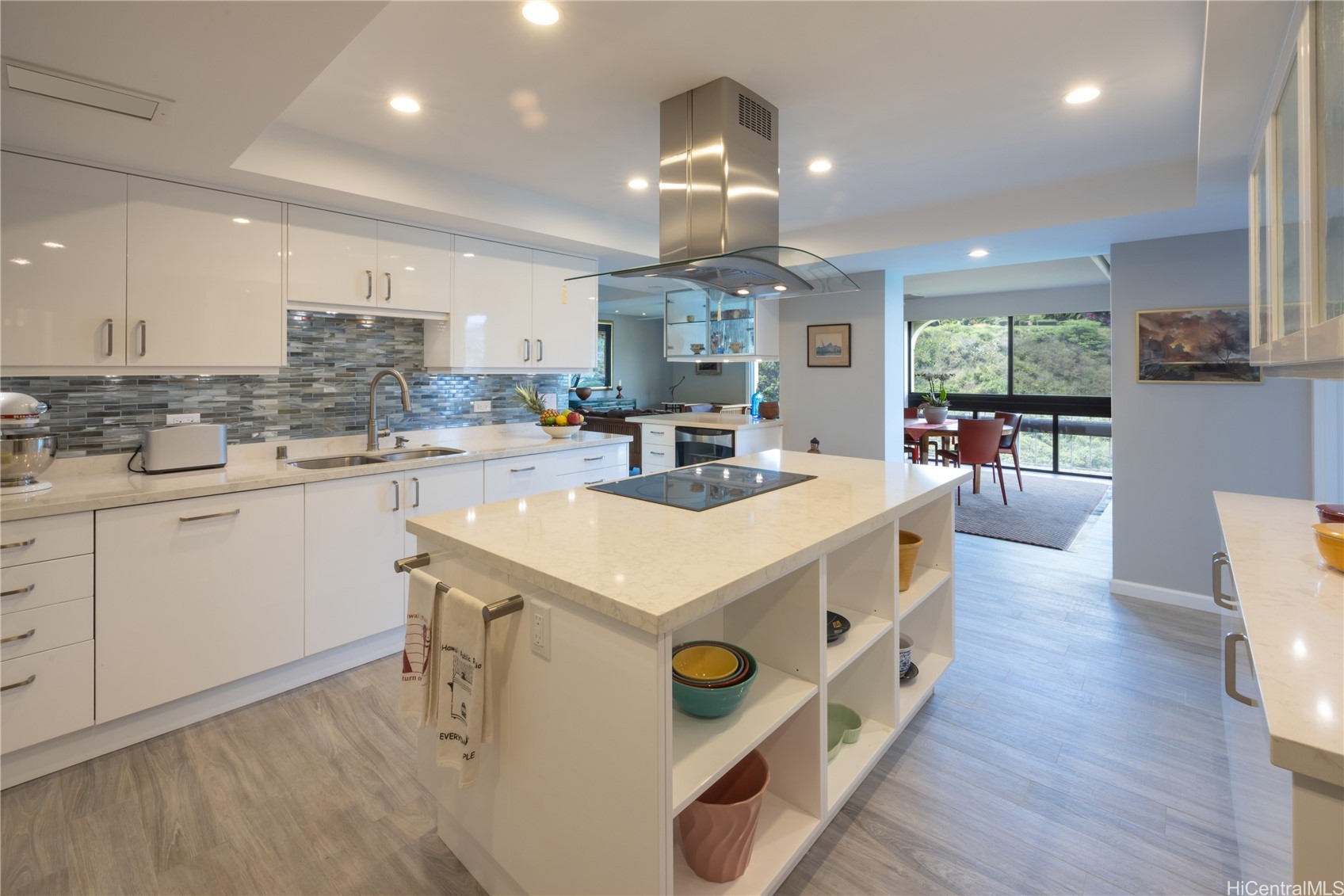 1022 Prospect Street 903E