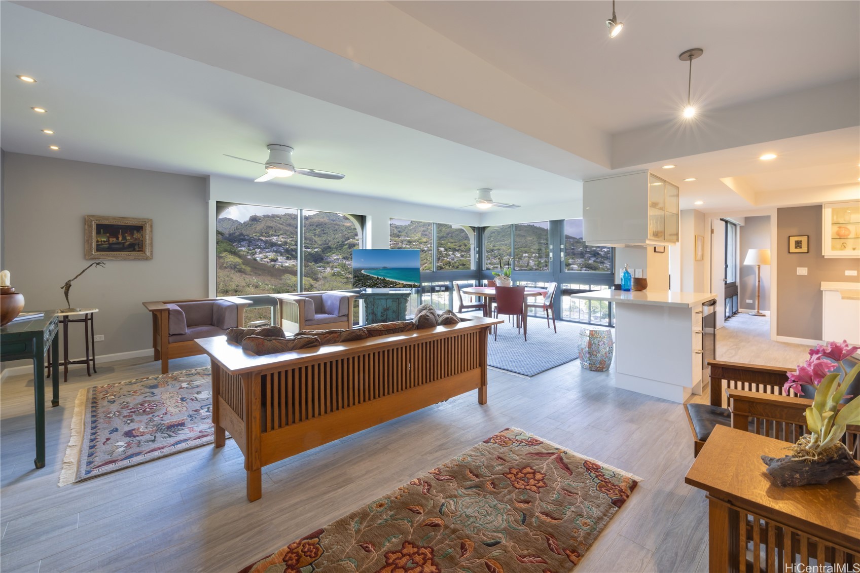 1022 Prospect Street 903E