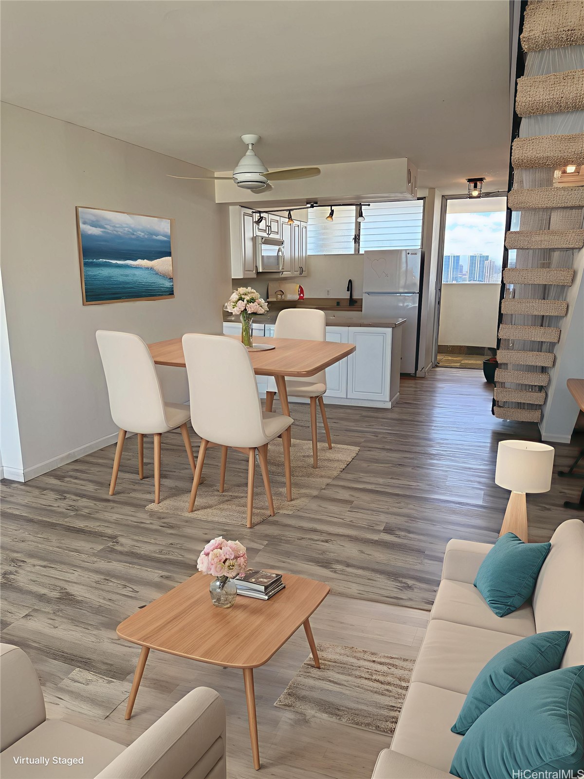 555 University Avenue 3207