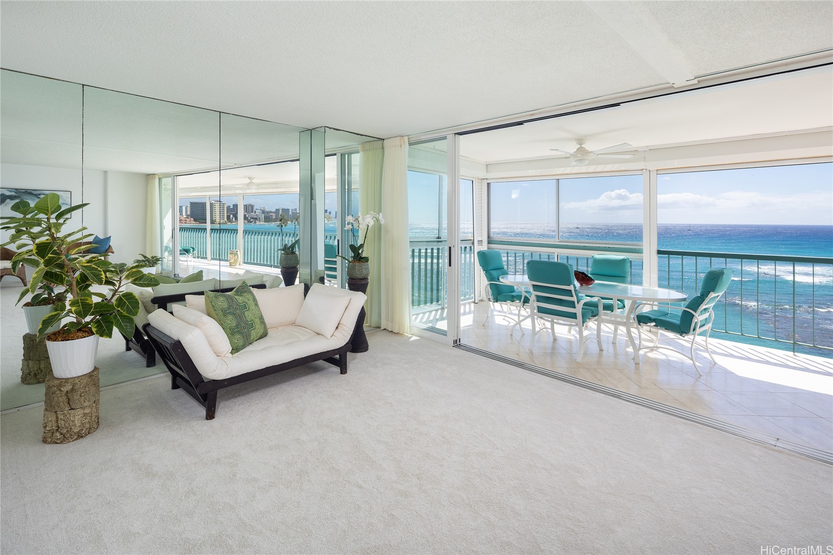2877 Kalakaua Avenue 801/802