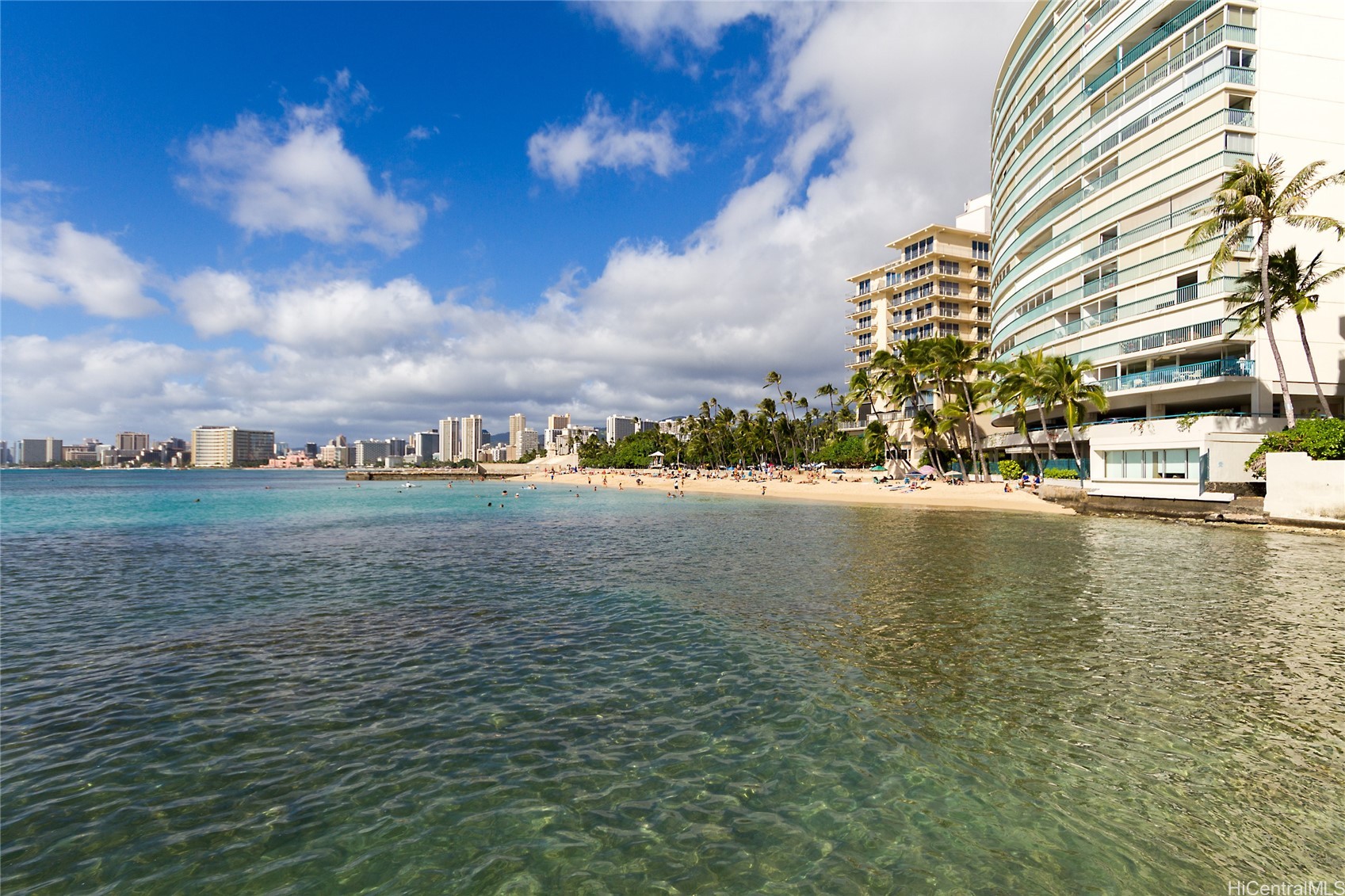 2877 Kalakaua Avenue 801/802