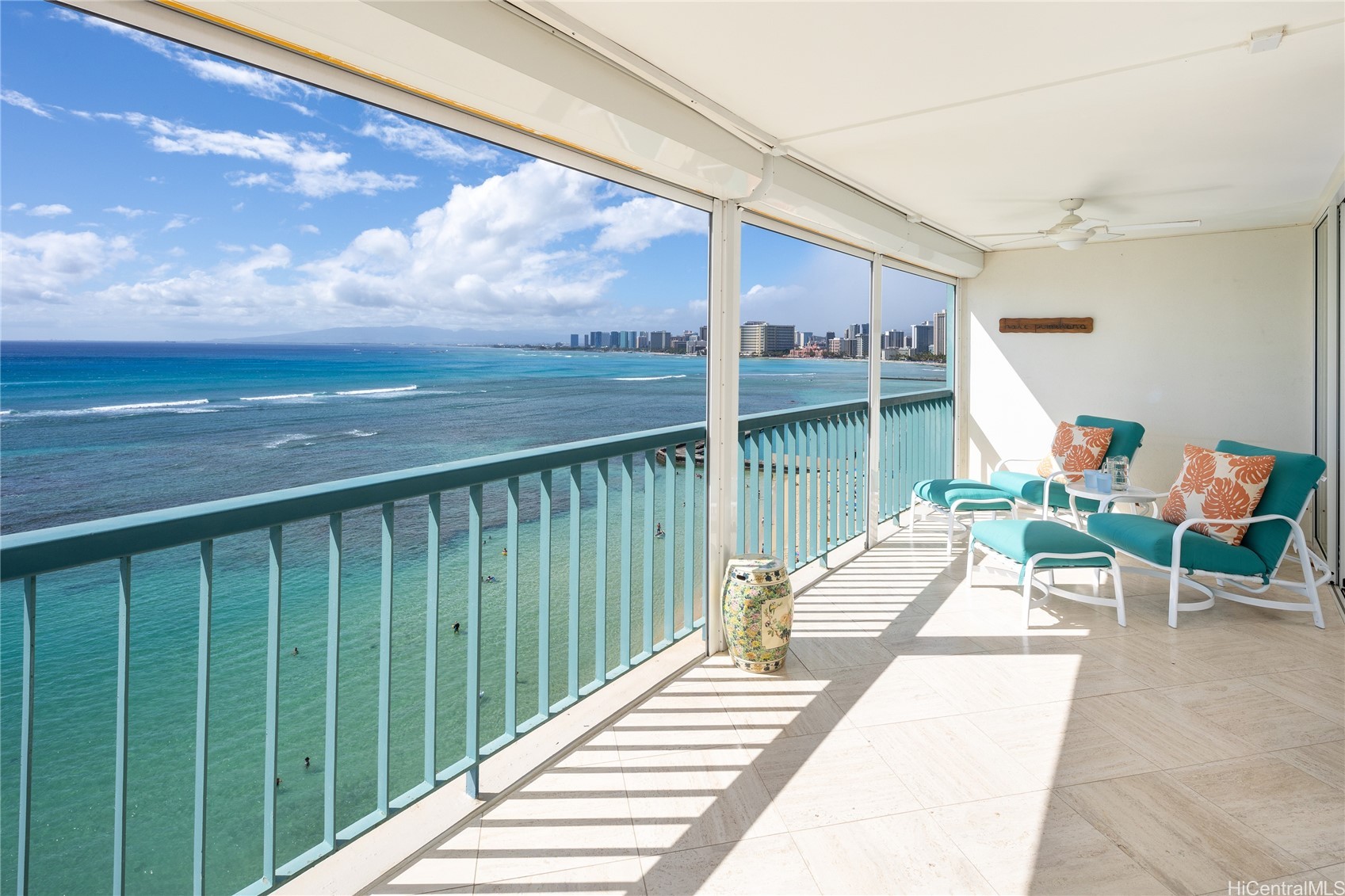 2877 Kalakaua Avenue 801/802