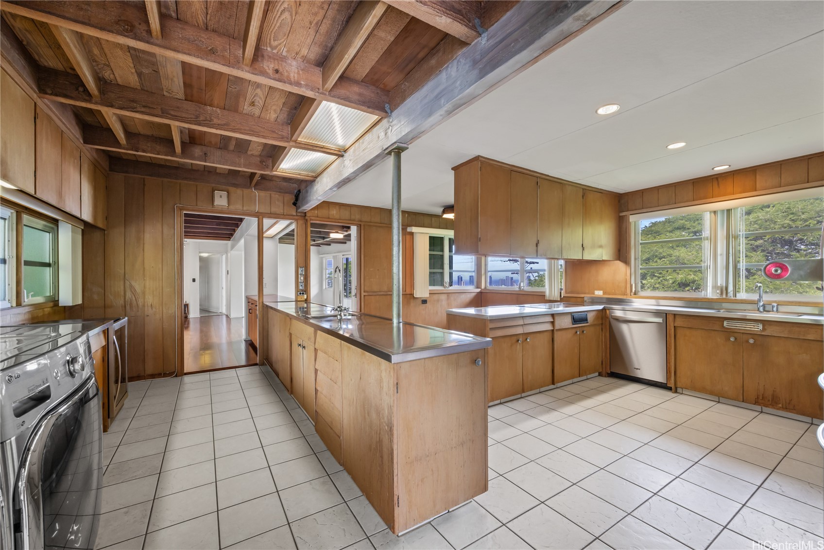 2316 Round Top Drive