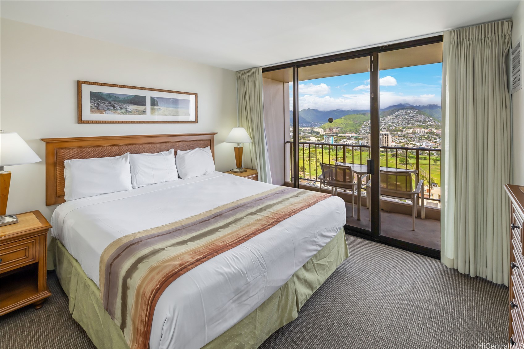 229 Paoakalani Avenue 3705