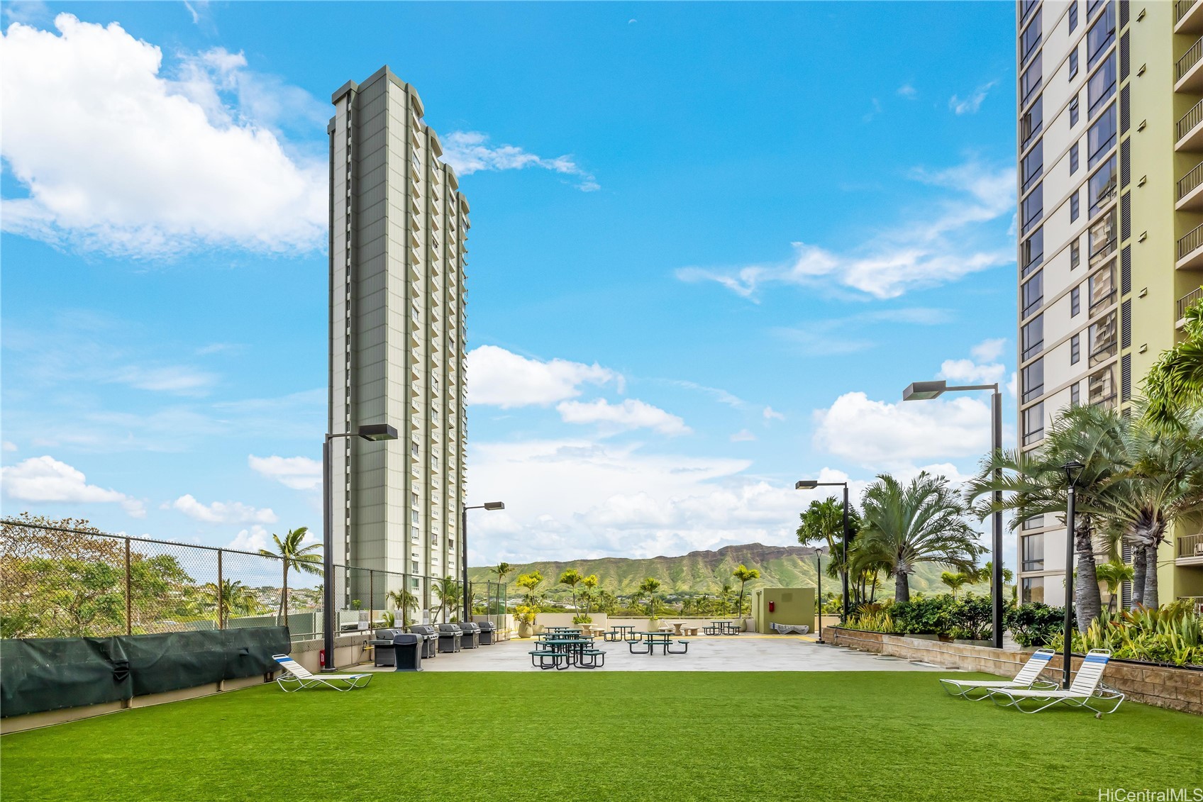 229 Paoakalani Avenue 3705