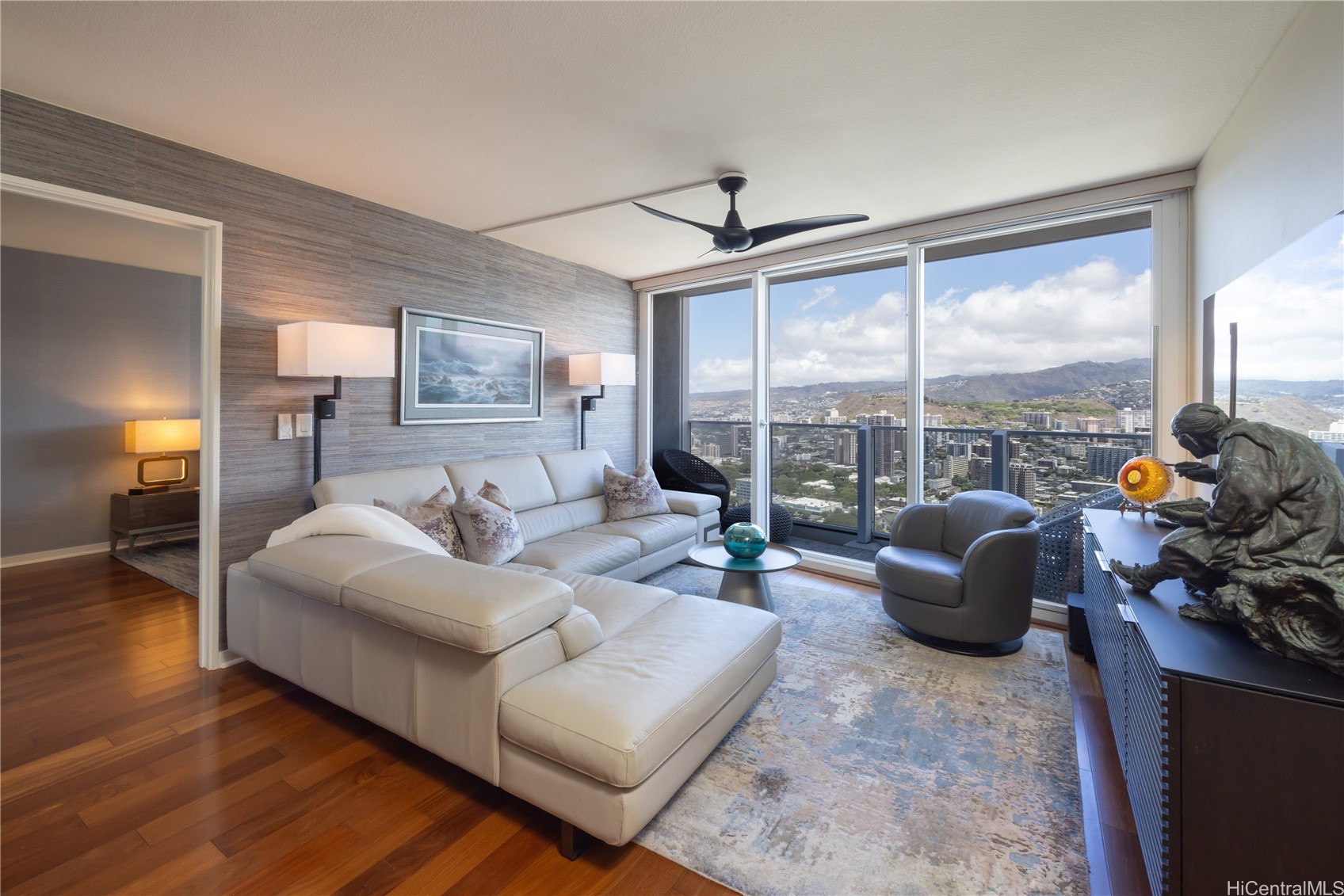 1296 Kapiolani Boulevard II-4602