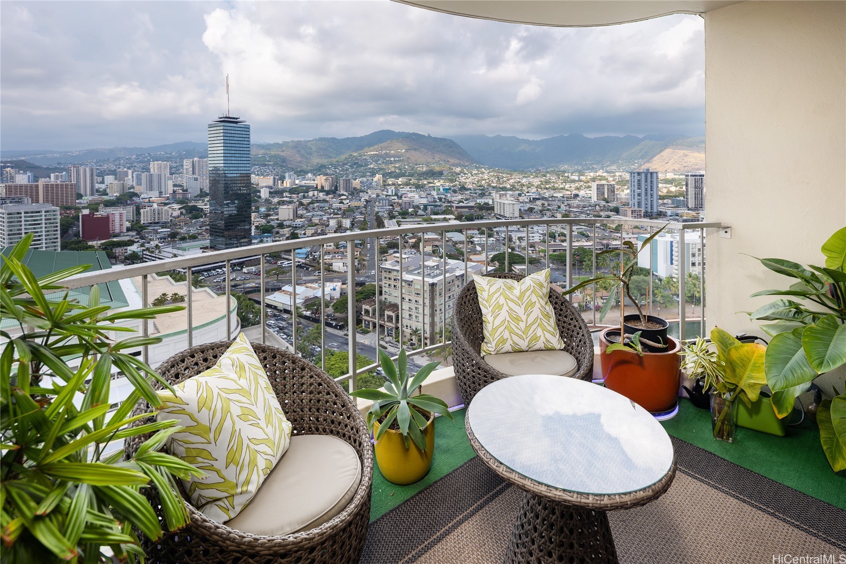 1717 Ala Wai Boulevard 2805