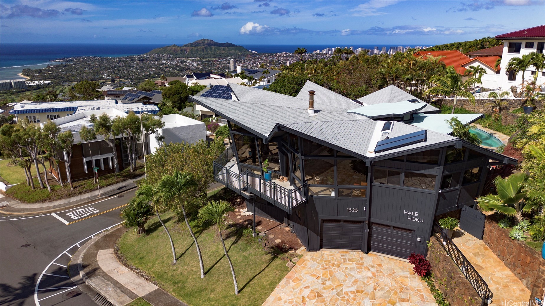 1826 Laukahi Street
