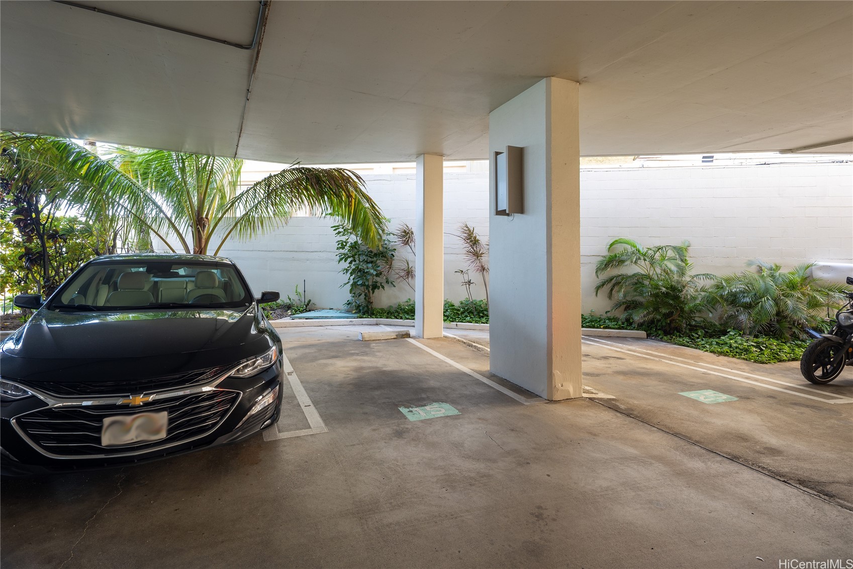 2877 Kalakaua Avenue 1107