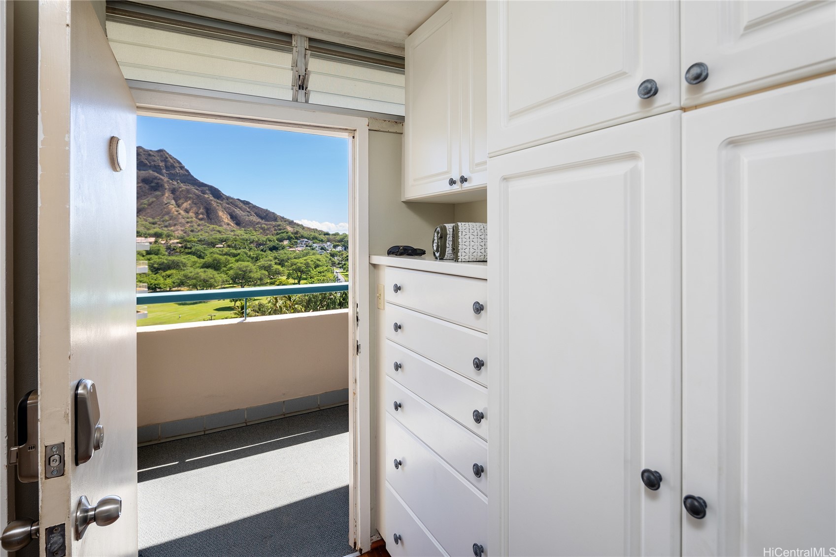 2877 Kalakaua Avenue 1106