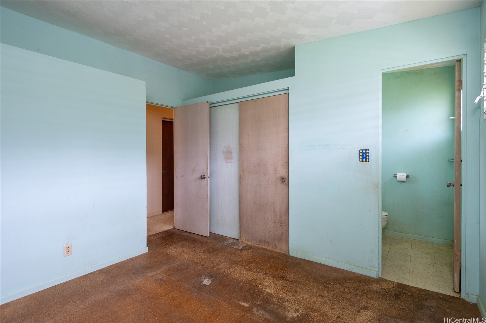 45-267 Pahikaua Street