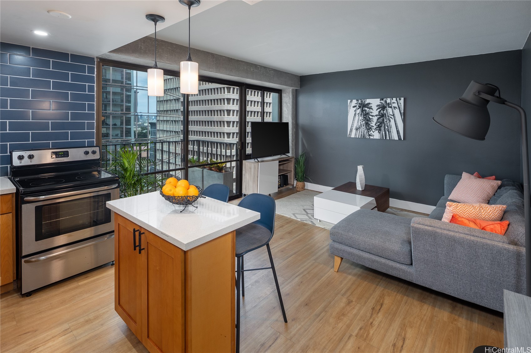 225 Queen Street 14C