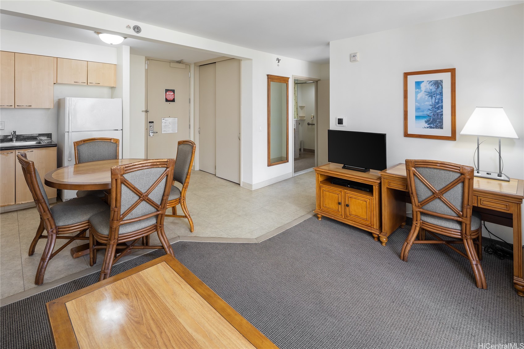 229 Paoakalani Avenue 1112