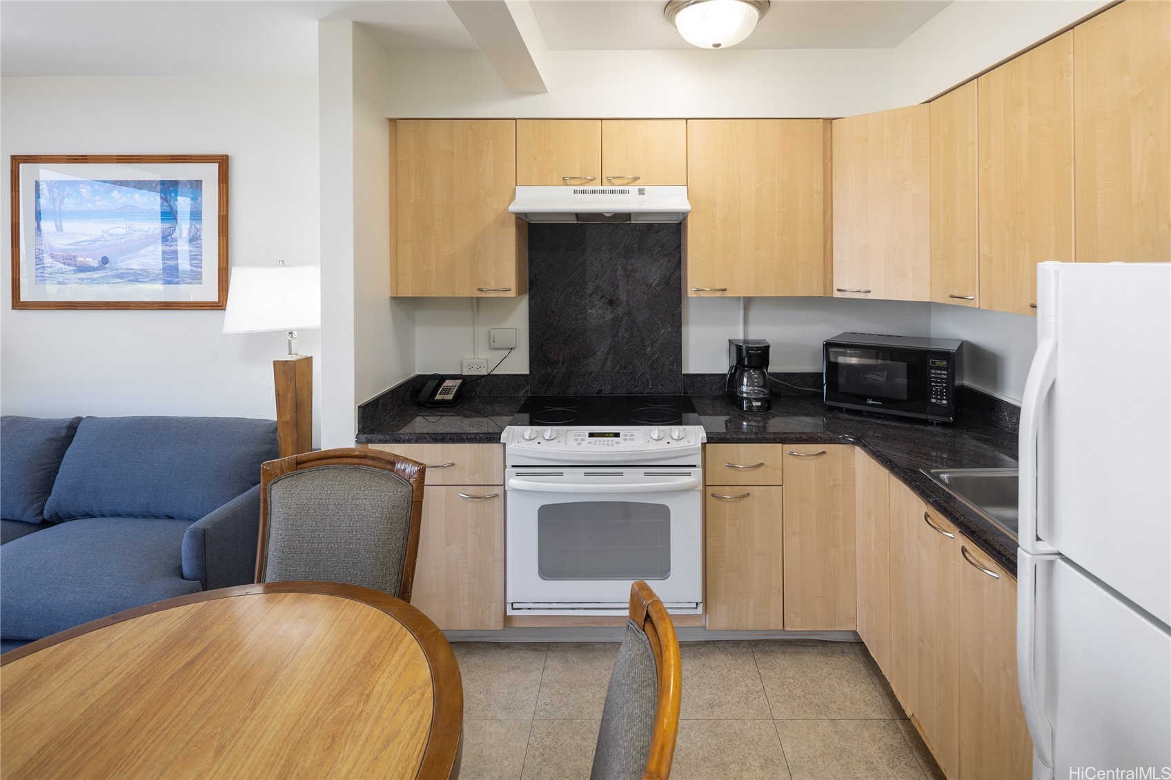 229 Paoakalani Avenue 1112