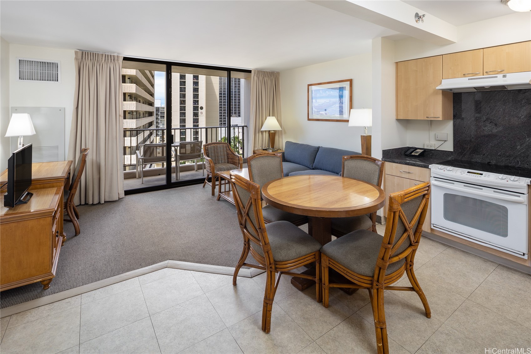 229 Paoakalani Avenue 1112