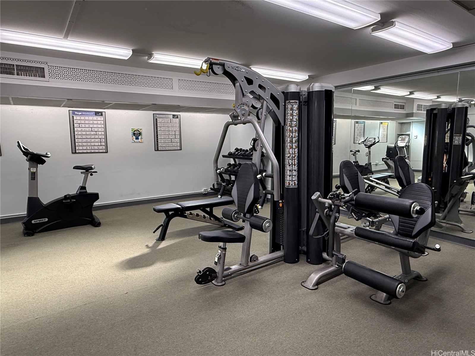 229 Paoakalani Avenue 1112