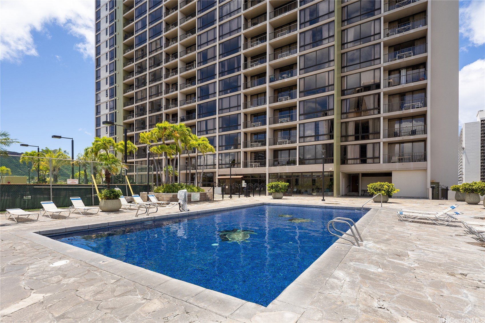 229 Paoakalani Avenue 1112