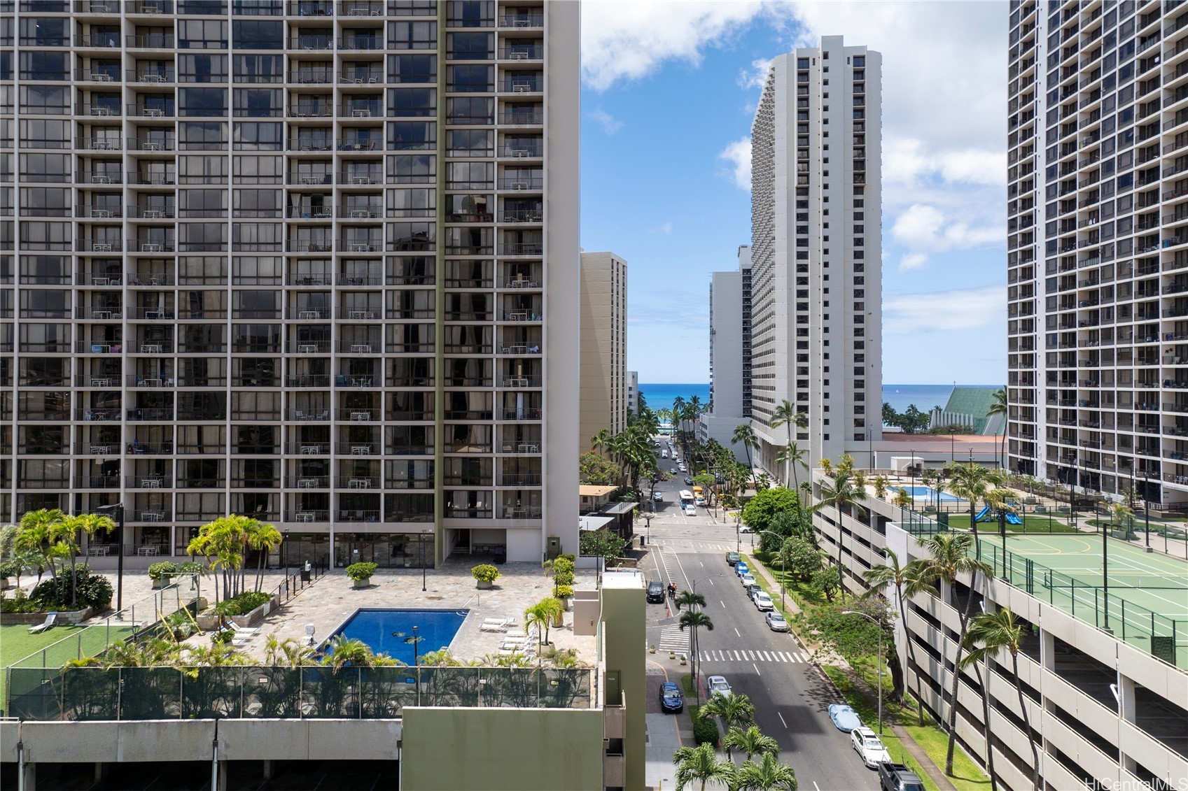 229 Paoakalani Avenue 1112