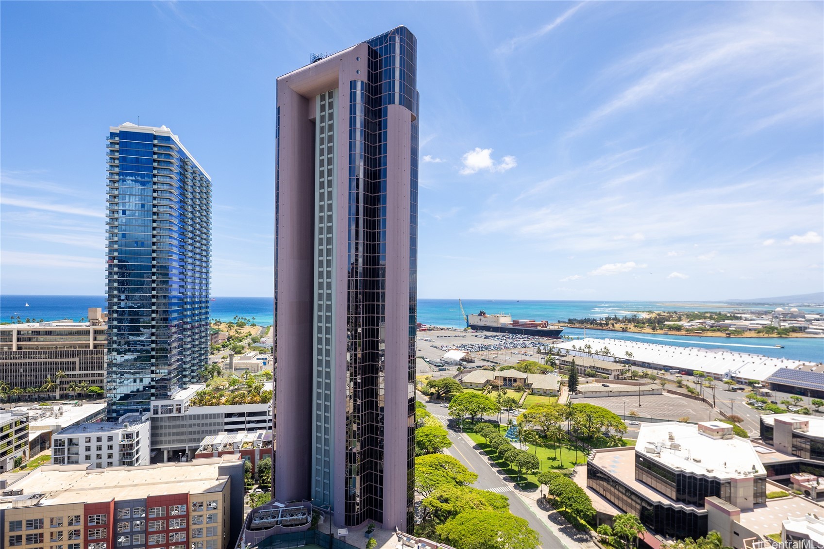 425 South Street 2401