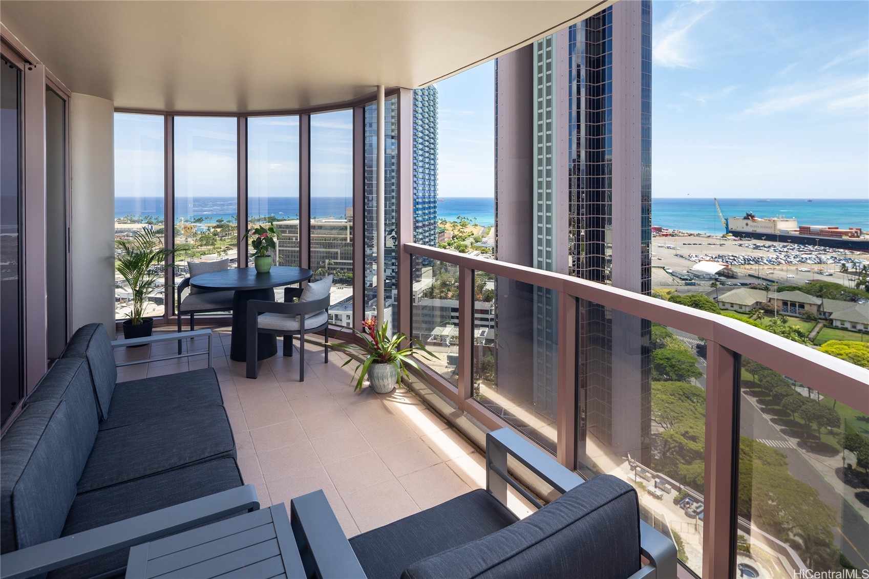 425 South Street 2401