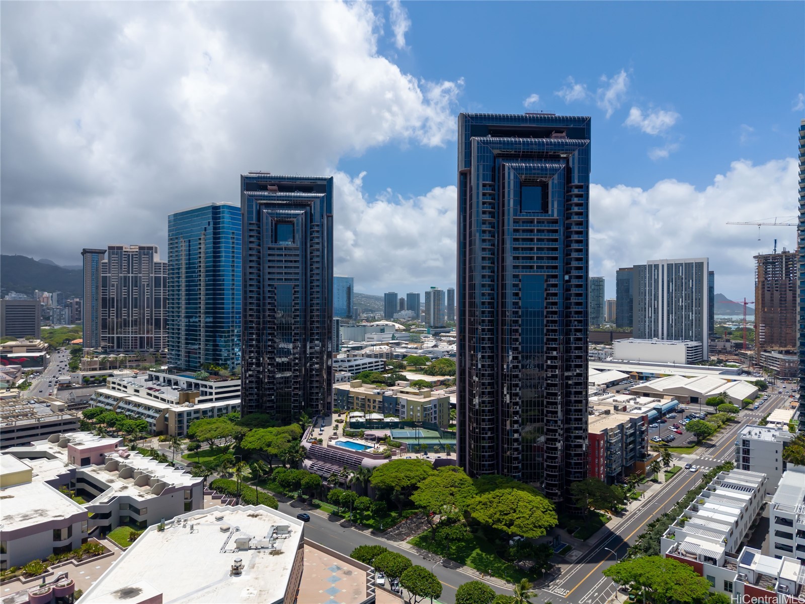 425 South Street 2401