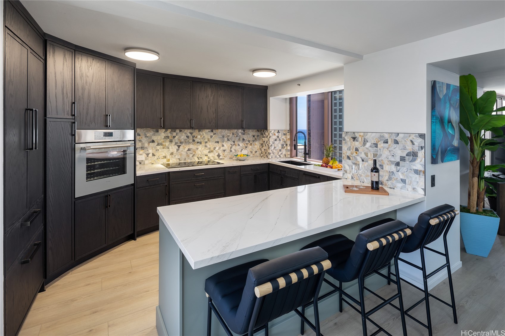 425 South Street 2401