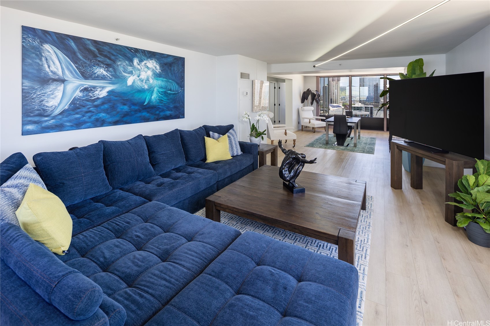 425 South Street 2401