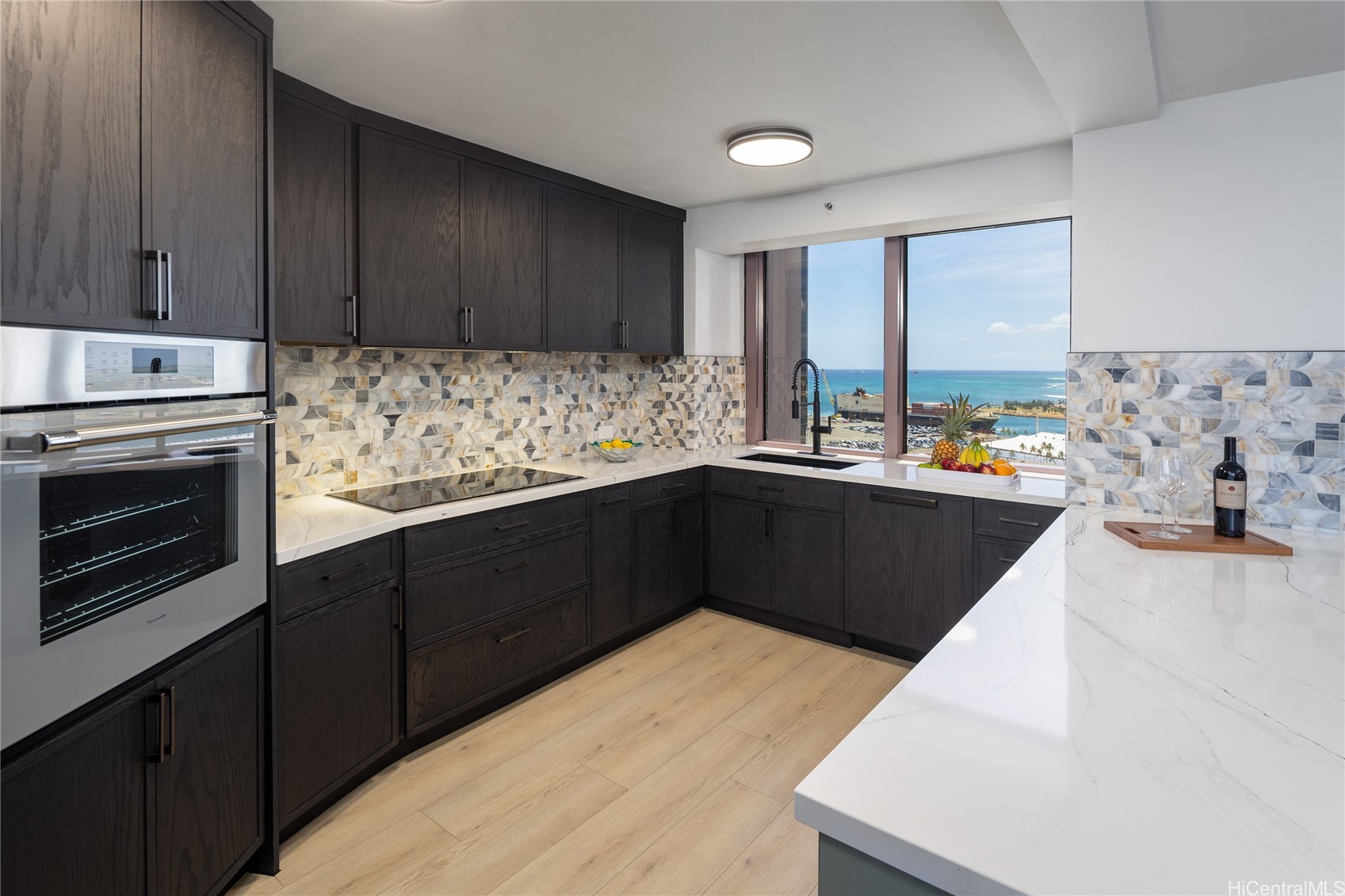 425 South Street 2401