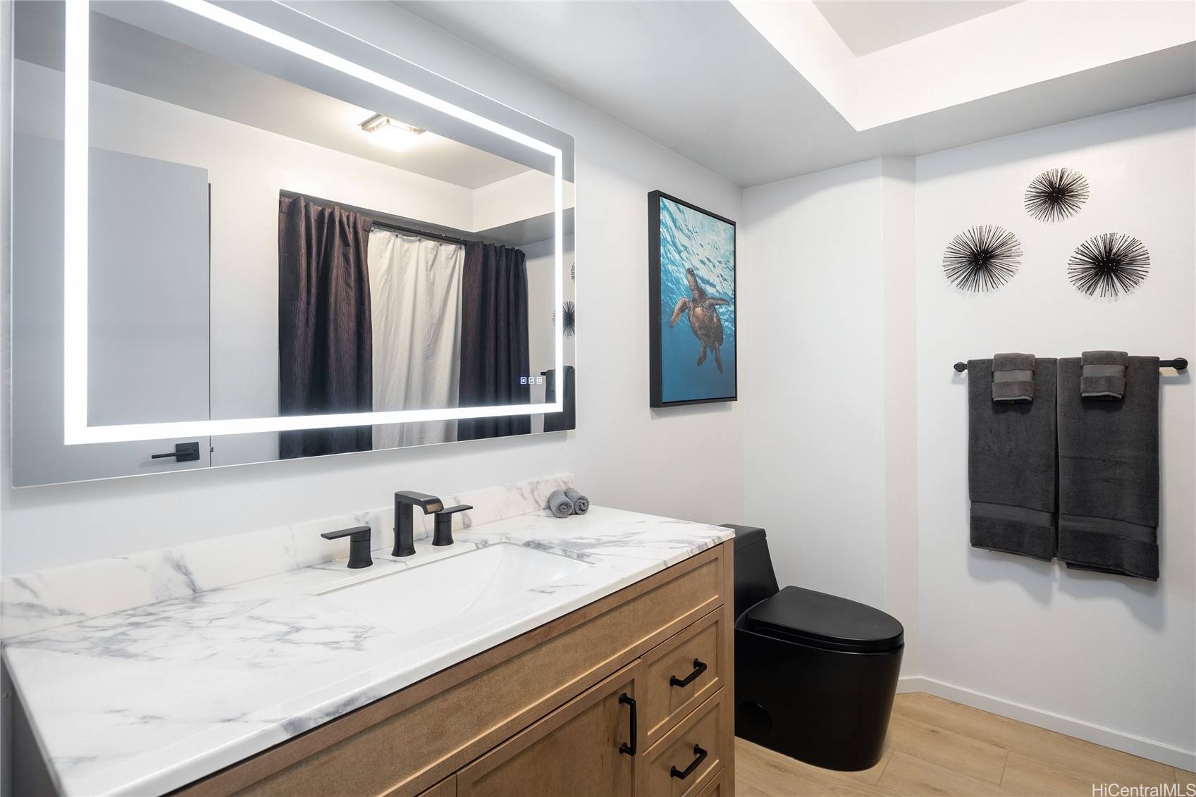 425 South Street 2401